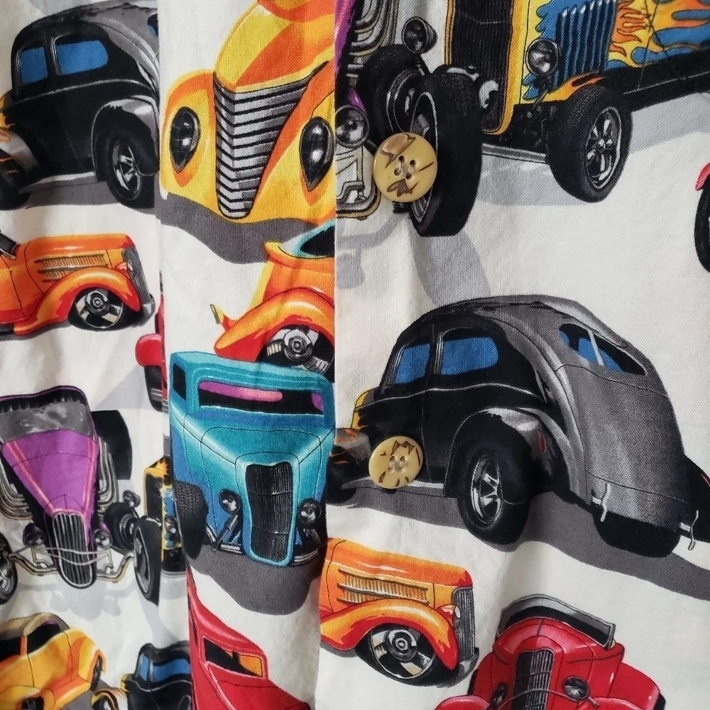 Paradise on a Hanger Men's Large Short Sleeve Button Up Shirt Colorful Hot Rod
